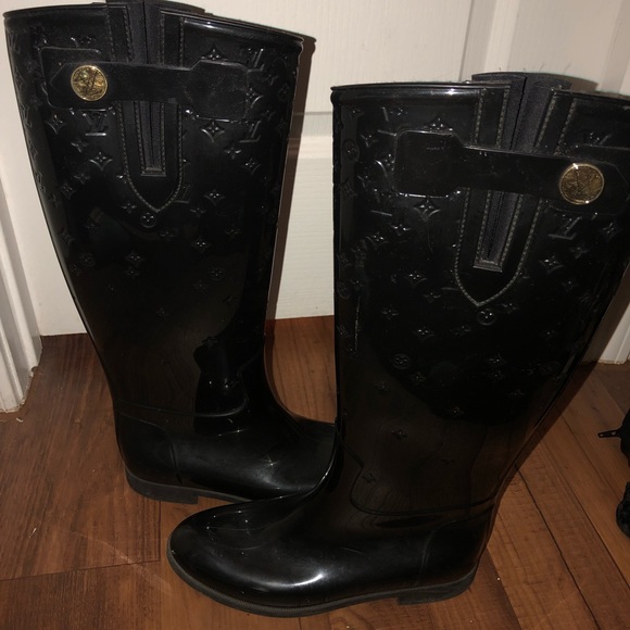 Louis Vuitton rain boots - Picture 7 of 8